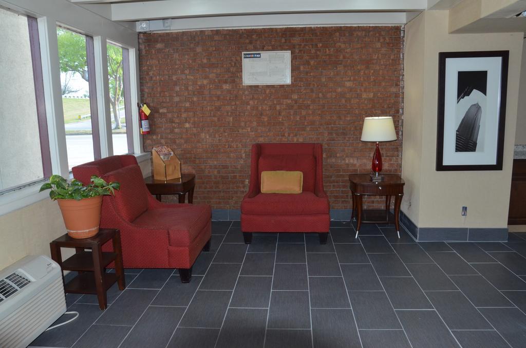 Americas Best Value Inn Augusta Historic Downtown Luaran gambar
