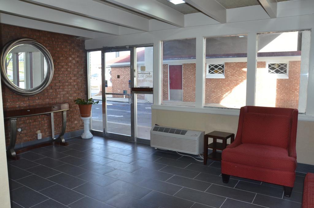 Americas Best Value Inn Augusta Historic Downtown Luaran gambar