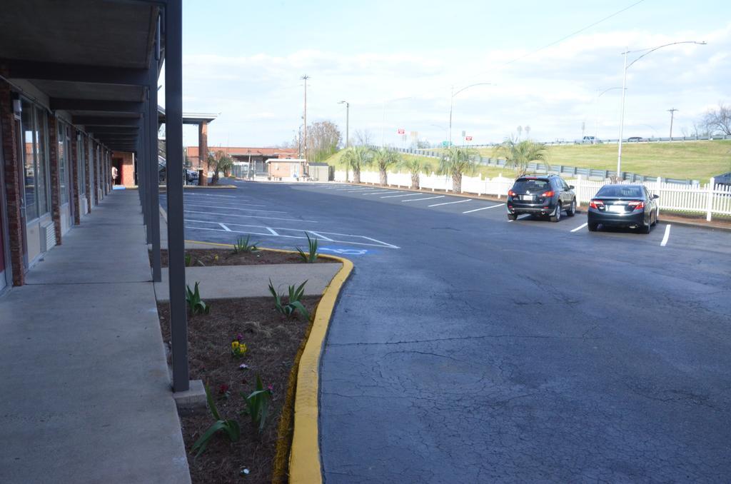 Americas Best Value Inn Augusta Historic Downtown Luaran gambar