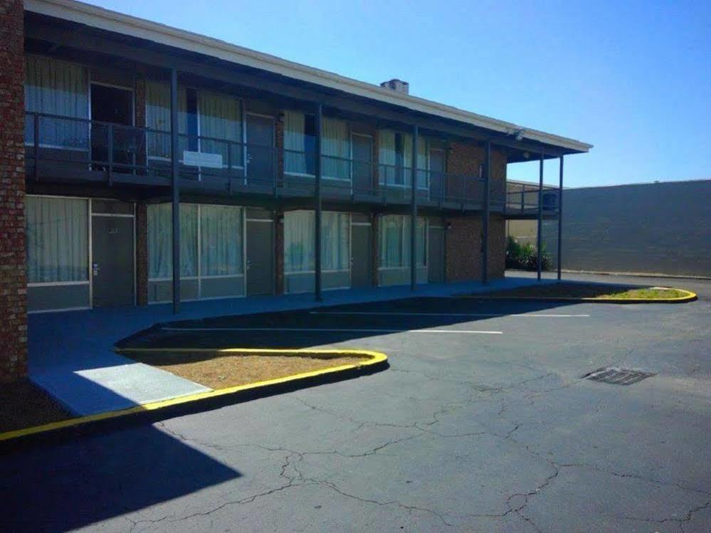 Americas Best Value Inn Augusta Historic Downtown Luaran gambar
